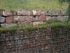Muro de rocalla y gaviones